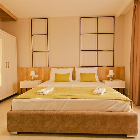 Hotel Hills أولتْسي الغرفة الصورة