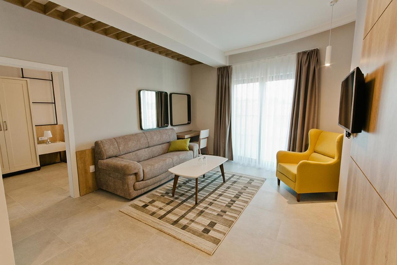 Hotel Hills أولتْسي المظهر الخارجي الصورة
