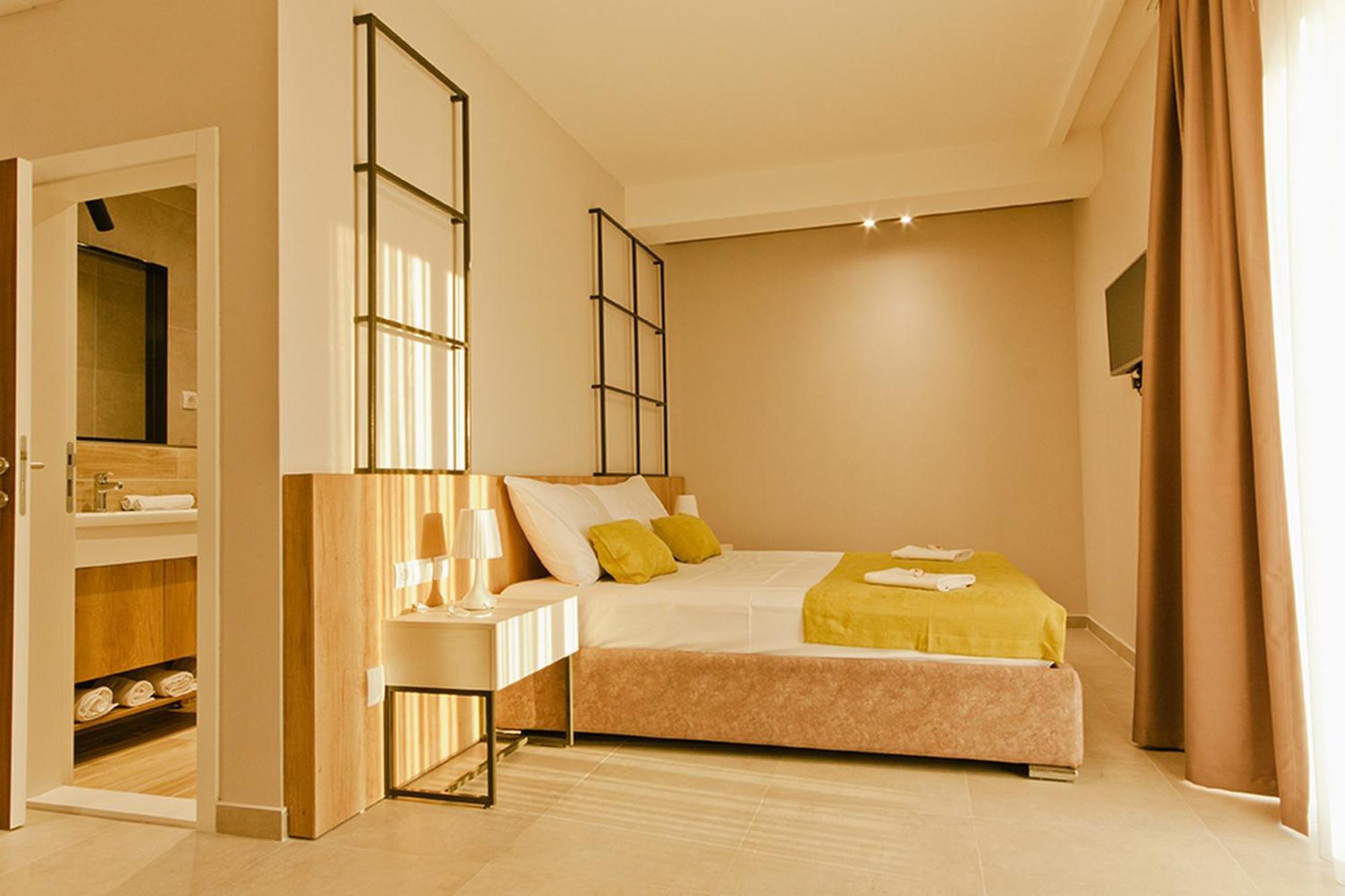 Hotel Hills أولتْسي الغرفة الصورة