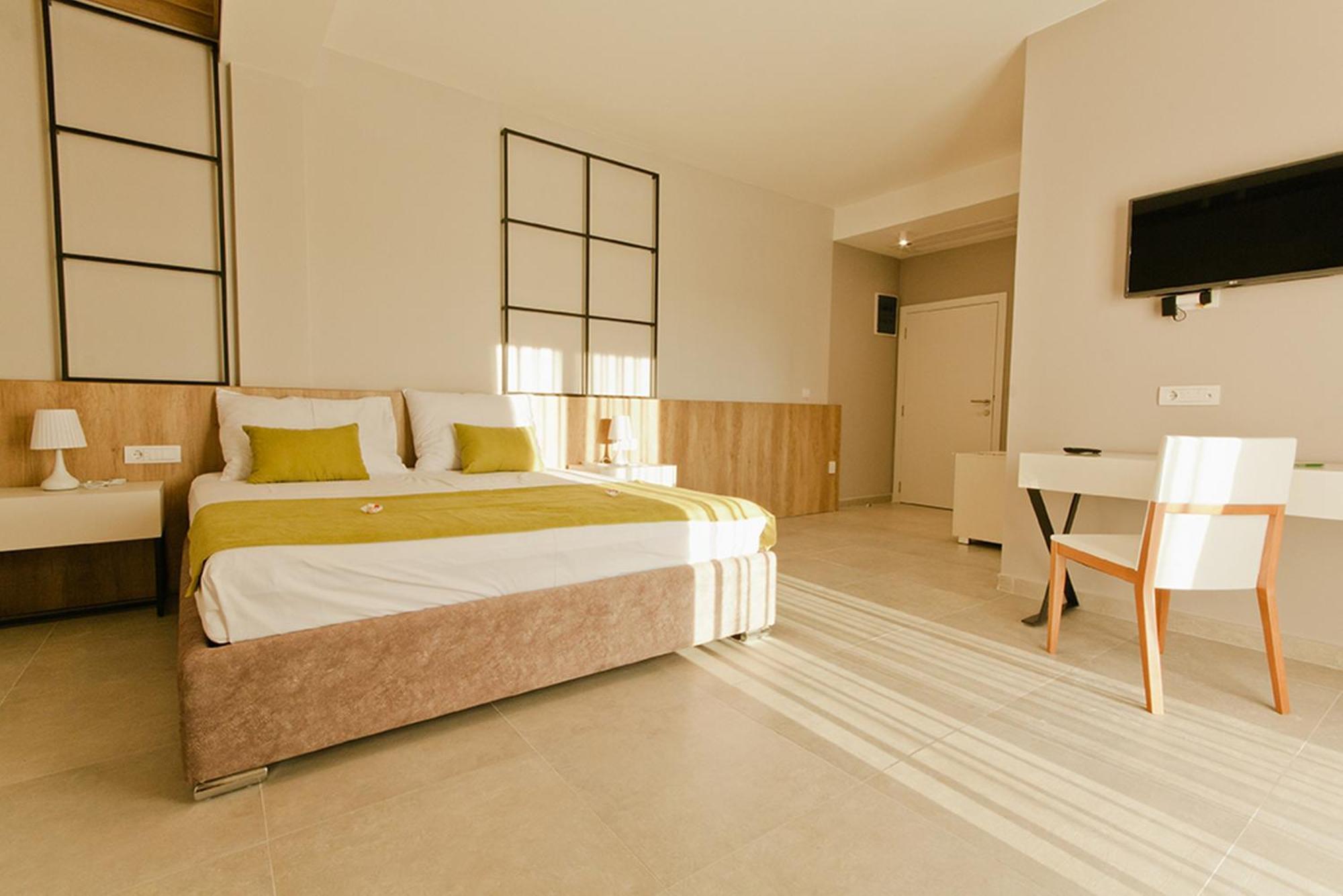 Hotel Hills أولتْسي الغرفة الصورة