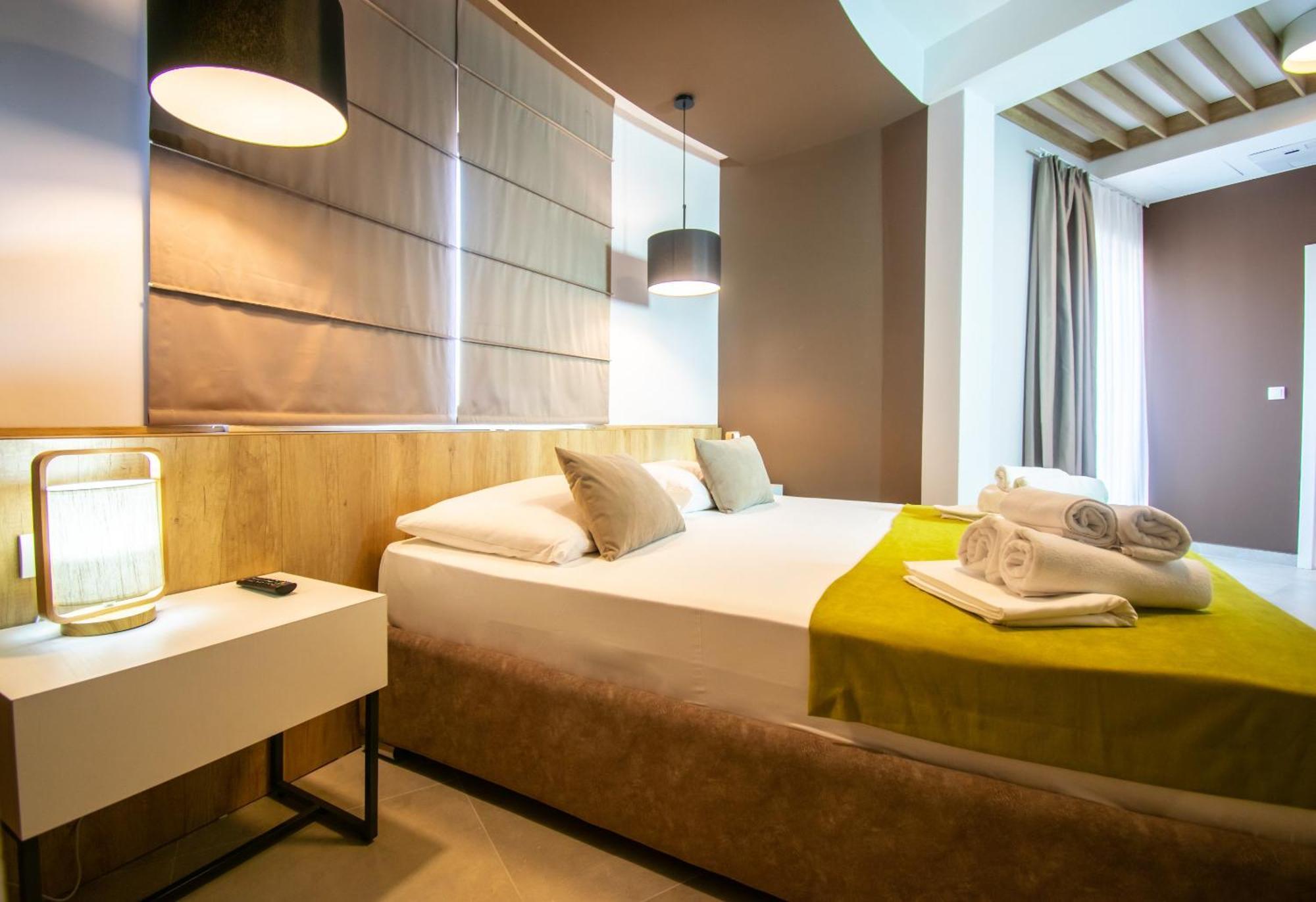 Hotel Hills أولتْسي الغرفة الصورة
